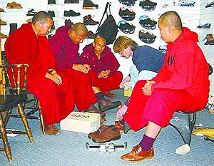 buddhist monk shoes